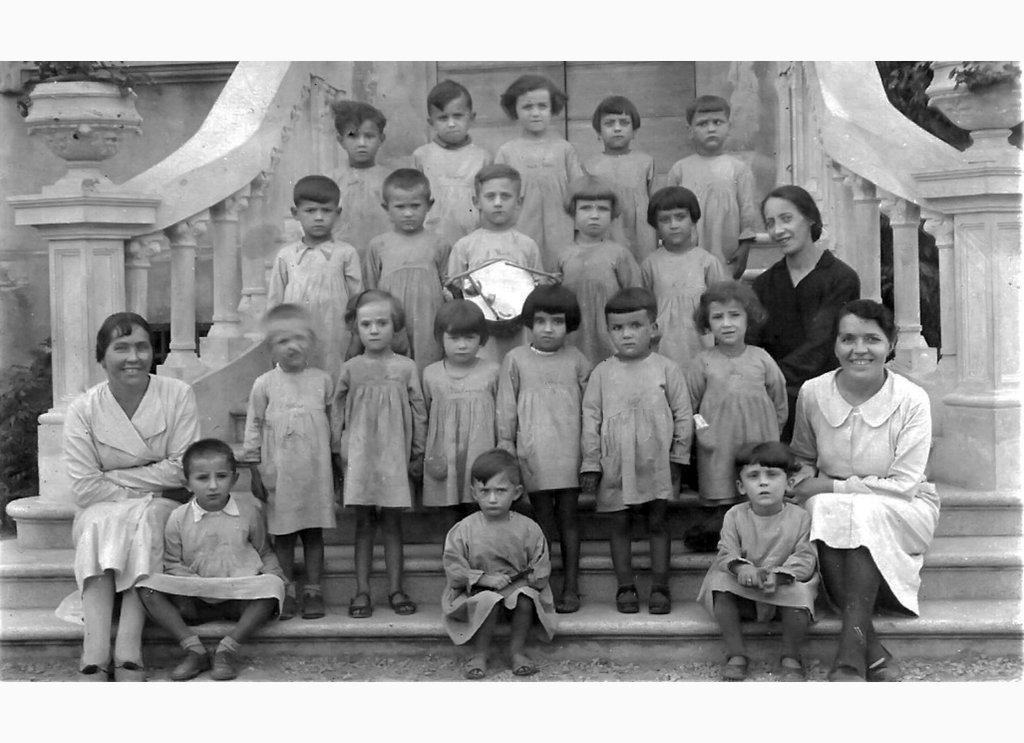 le maestre dell'asilo comunale